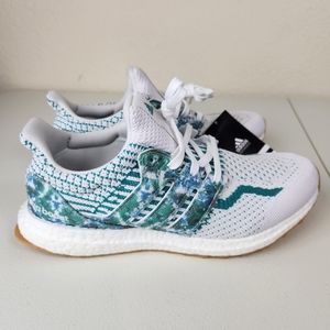 Adidas UltraBoost 5.0 DNA Oreo Mens Running Shoes Green White GY3194 Sz 8